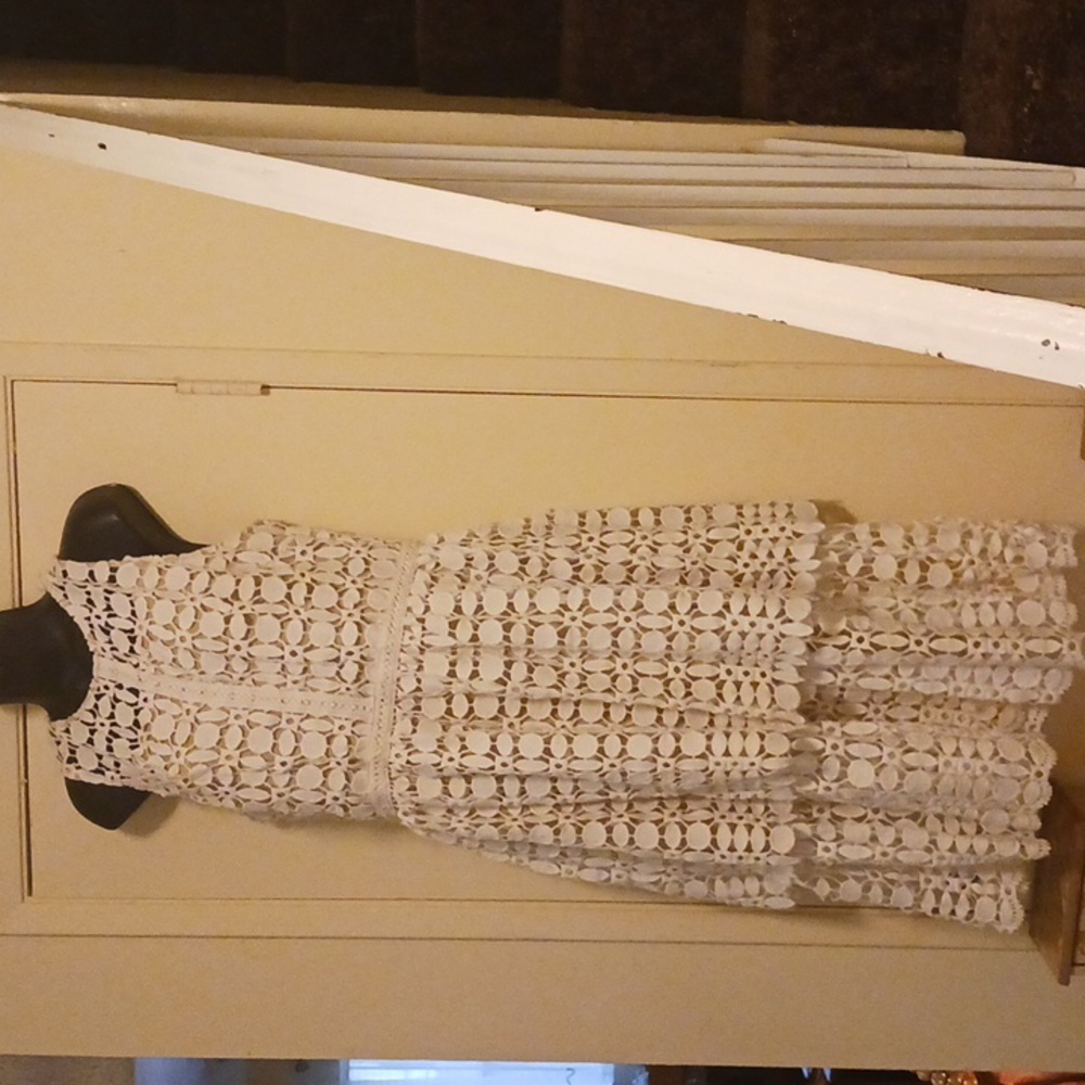 Ryan Michelle Dress Sz.Xl Colors White And Begie Lining Sleeveless, Reticulated